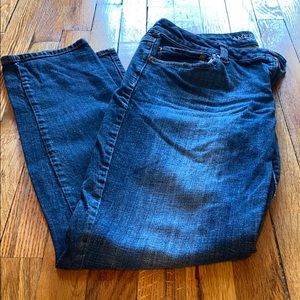 Size 14 American Eagle Hi-Rise Skinny Bootcut Jean
